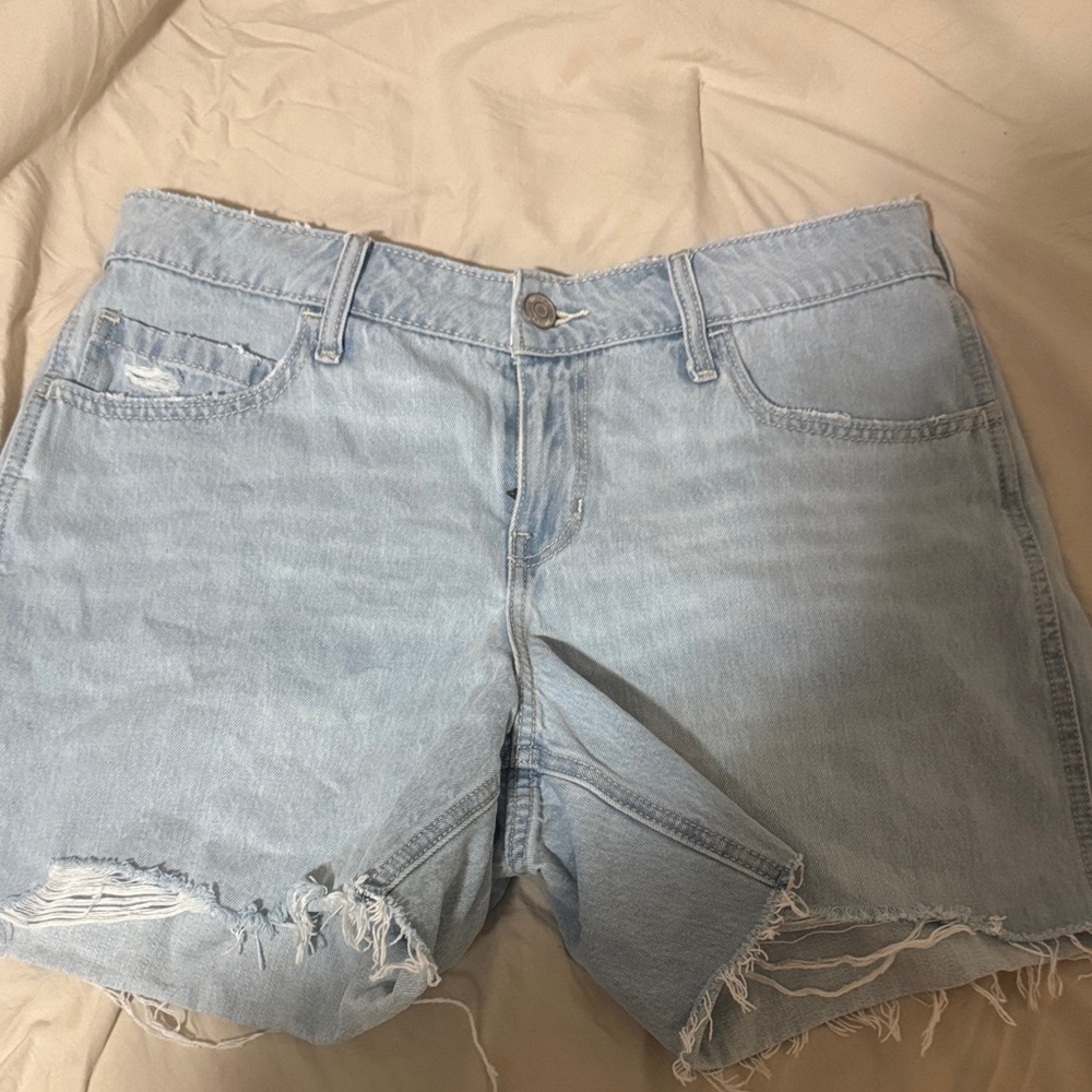 Hollister Light Wash Frayed Hem Denim Shorts